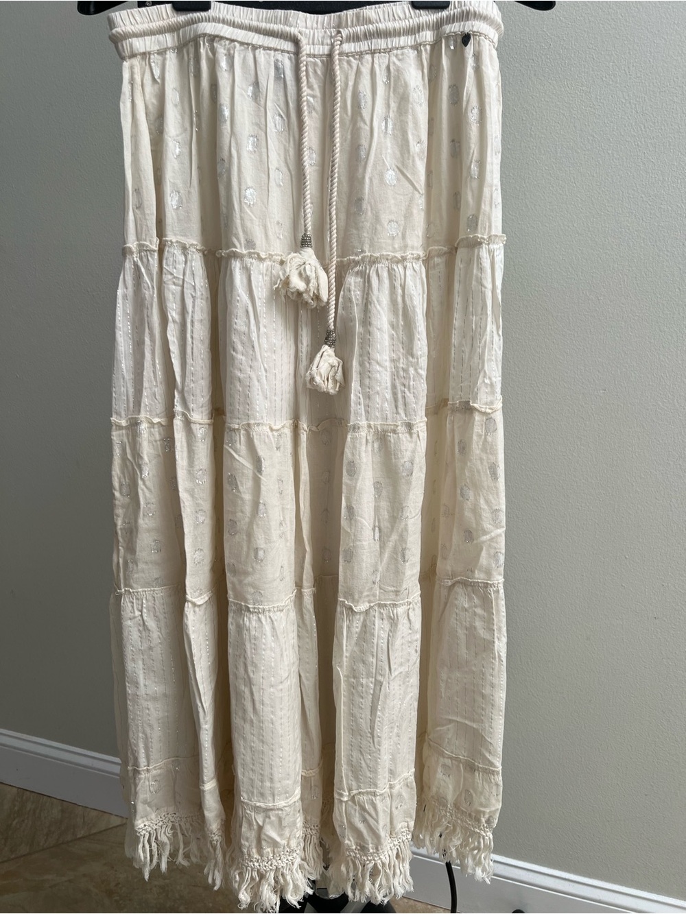 Z&L Europe Boho Ivory Tiered Maxi Skirt โ Size Large